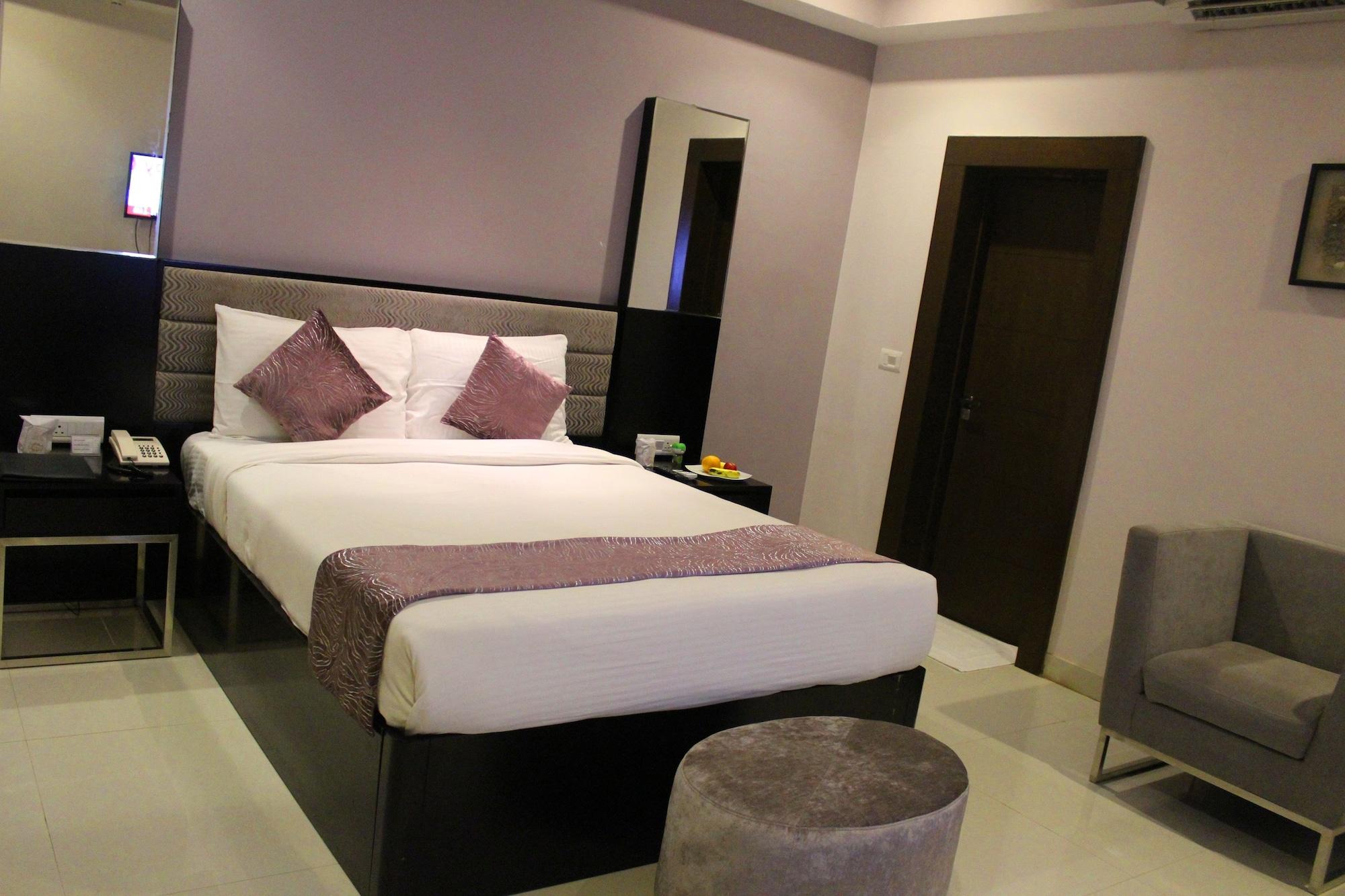 Regenta Resort Bhuj By Royal Orchid Hotels Limited Esterno foto