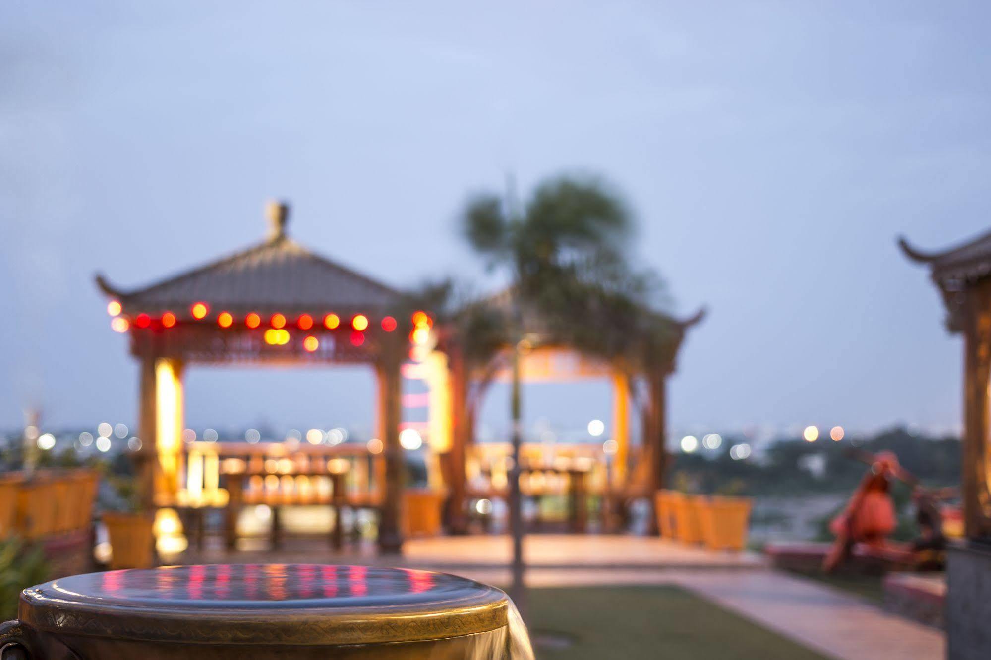 Regenta Resort Bhuj By Royal Orchid Hotels Limited Esterno foto